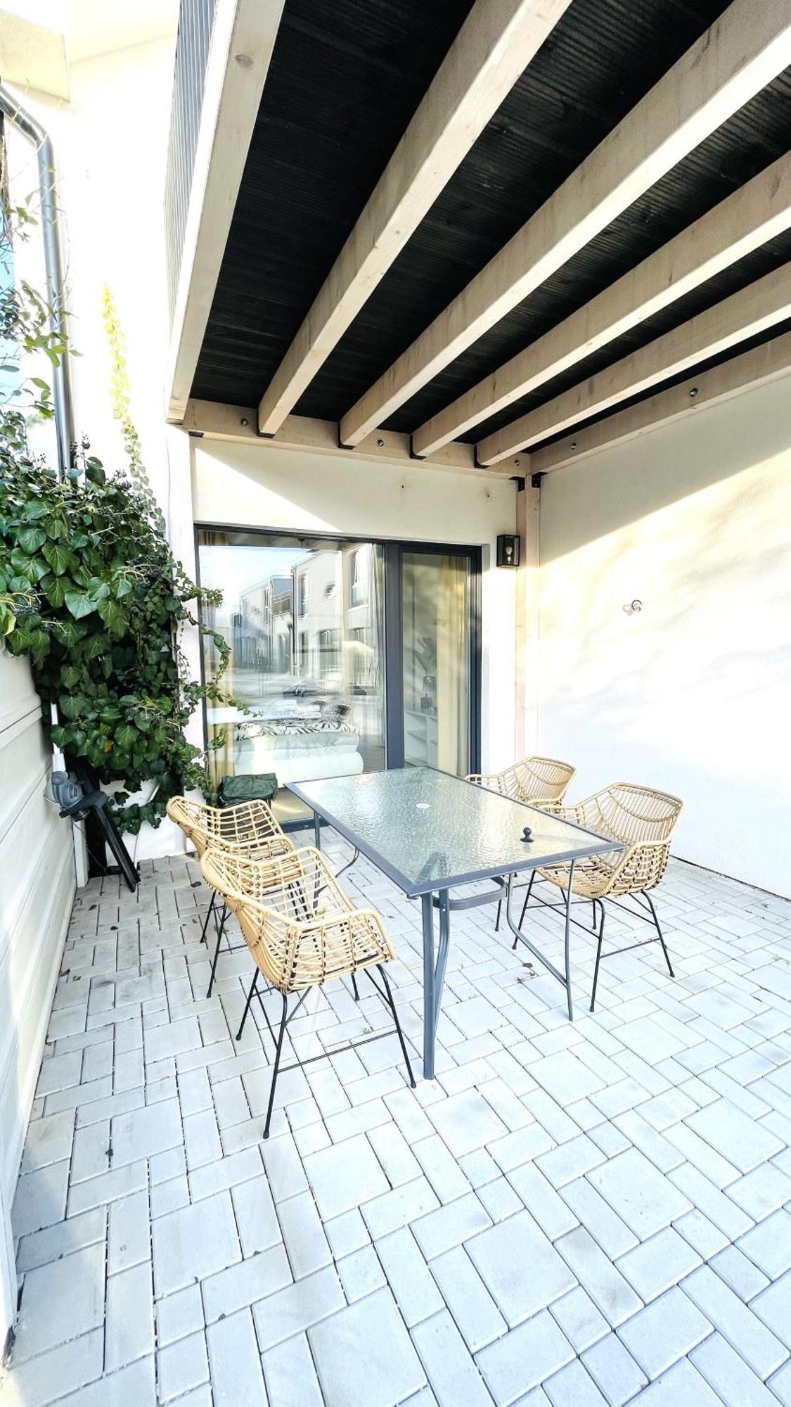 House Flow, 3 Room, Free 2 Parking ברטיסלאבה מראה חיצוני תמונה