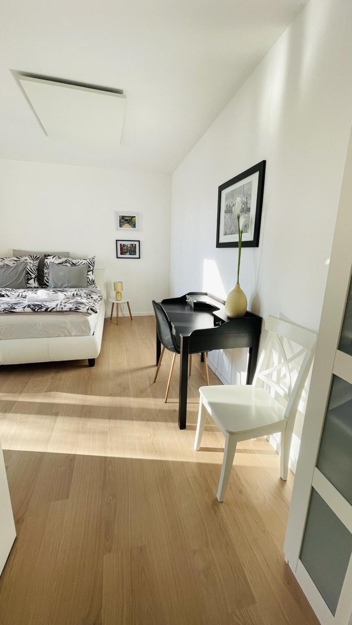 House Flow, 3 Room, Free 2 Parking ברטיסלאבה מראה חיצוני תמונה