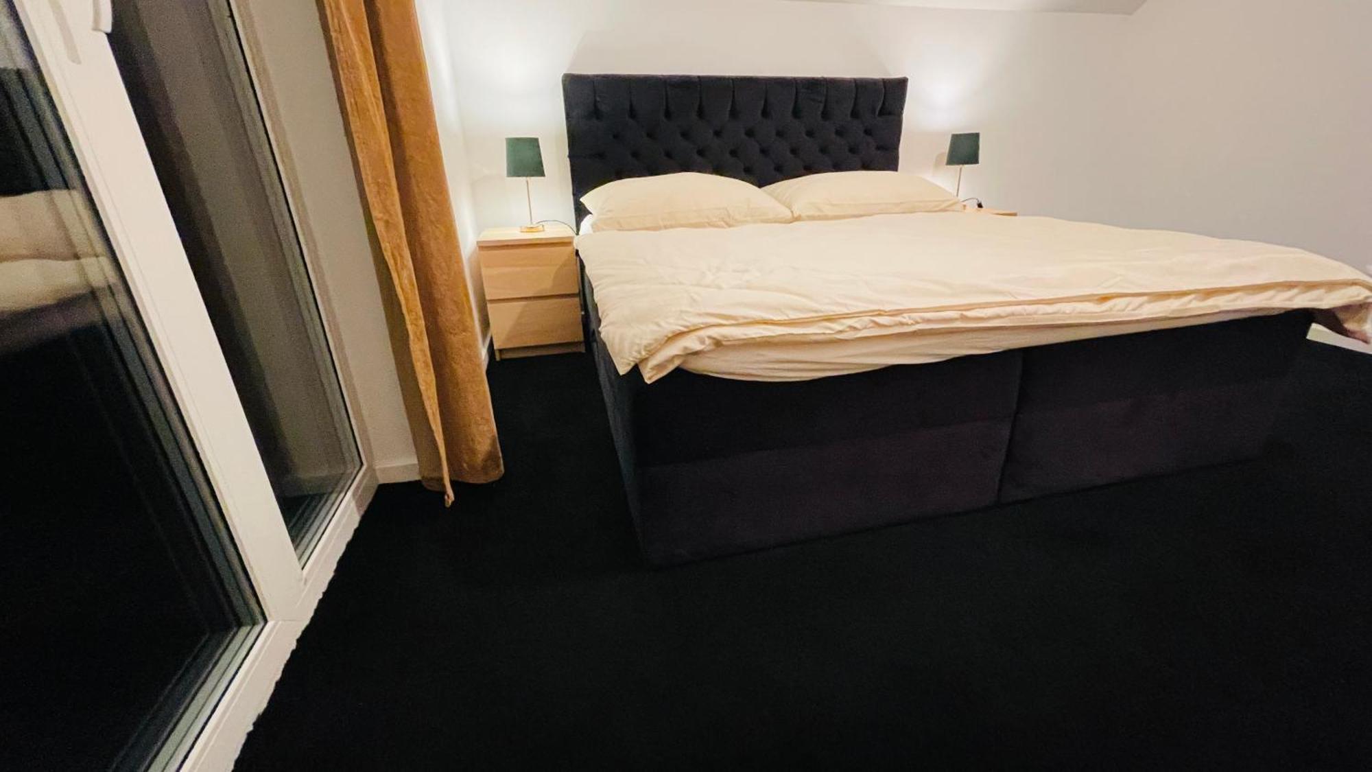House Flow, 3 Room, Free 2 Parking ברטיסלאבה מראה חיצוני תמונה